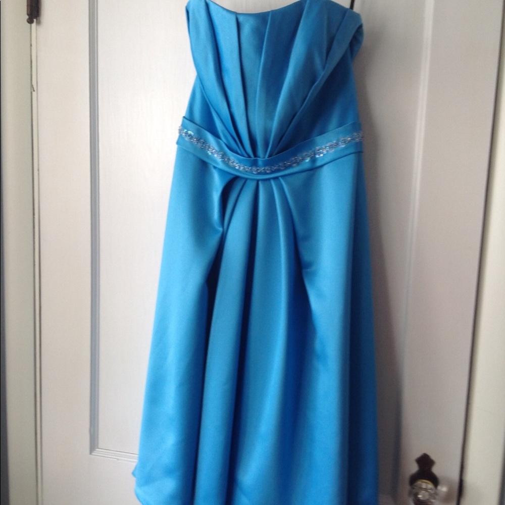 Strapless short dress